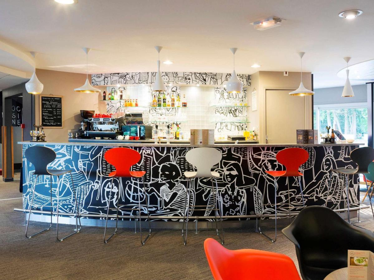 Ibis Laval Le Relais D'Armor Changé Exterior foto