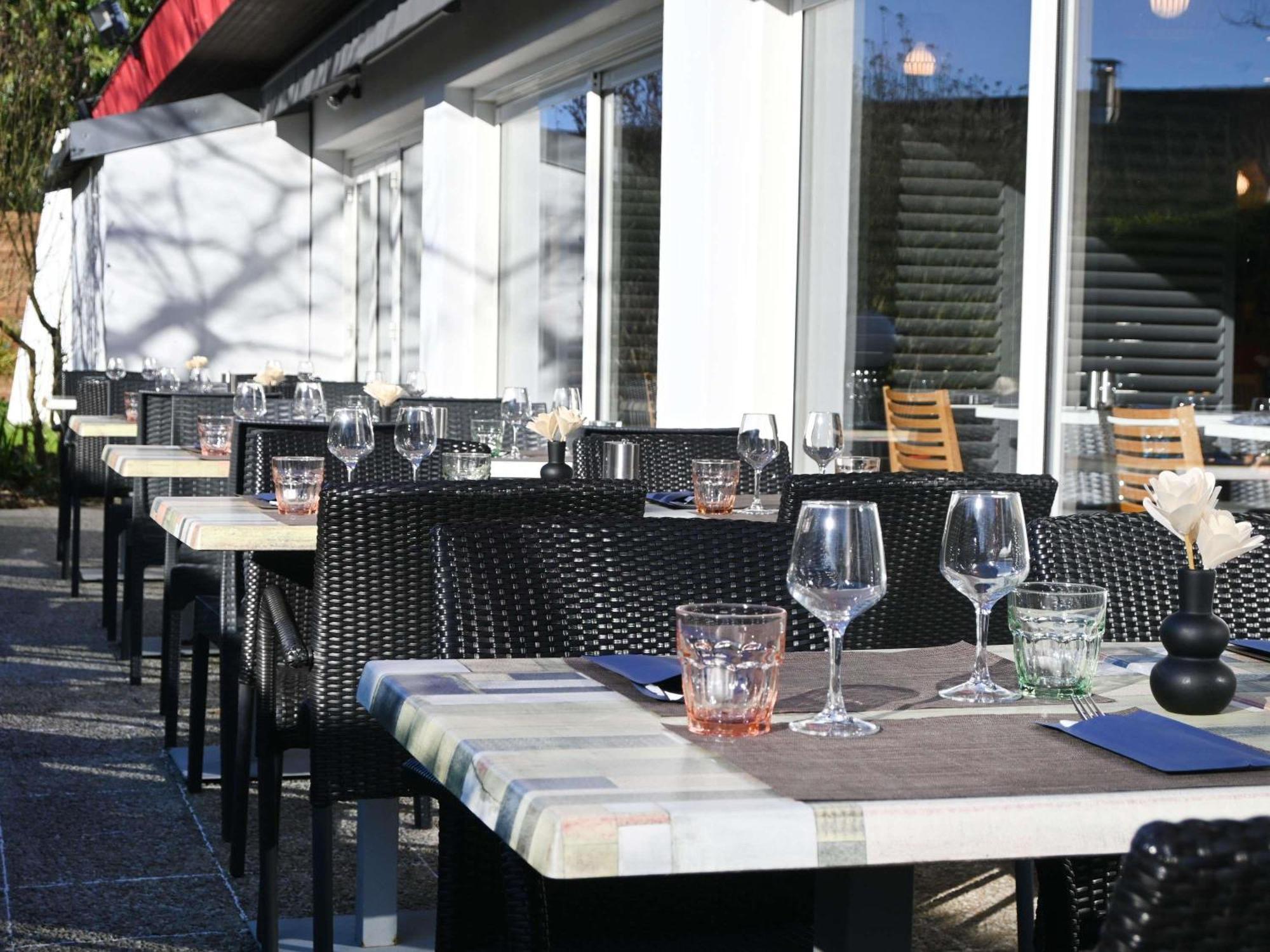 Ibis Laval Le Relais D'Armor Changé Exterior foto